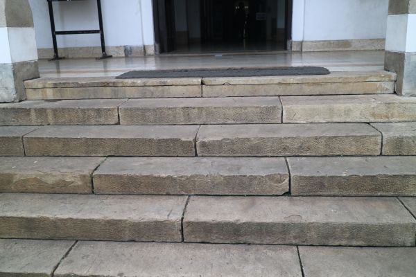 Front Landing Concrete Repair - Front Landing Concrete Repair Chelmsford, Massachusetts
