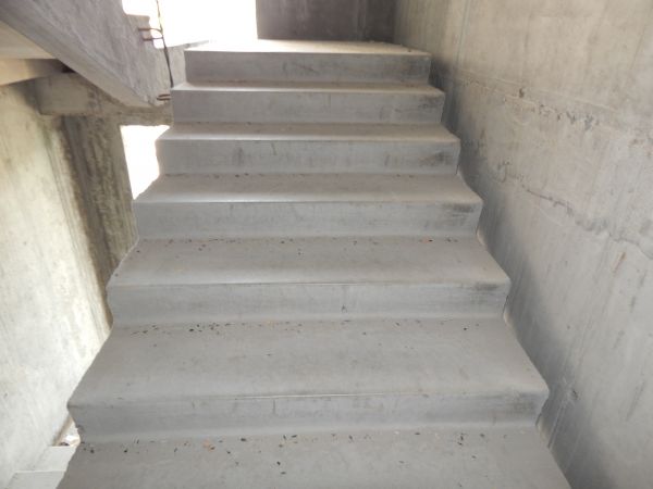 Concrete Steps Pouring