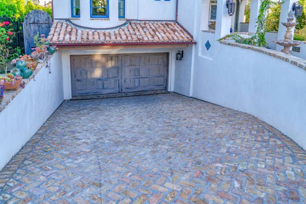 Driveway Wall Restoration