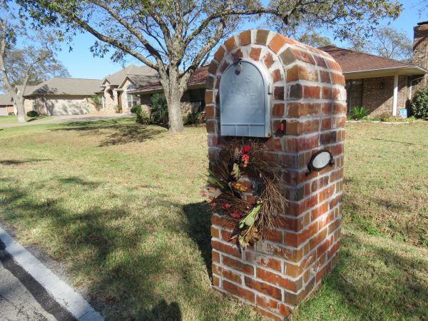 Brick Mailbox Repair